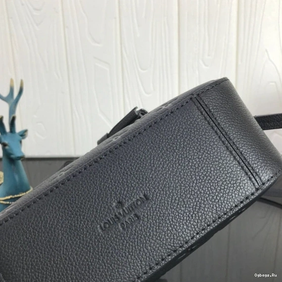 LOUIS VUITTON SAINTONGE 0416